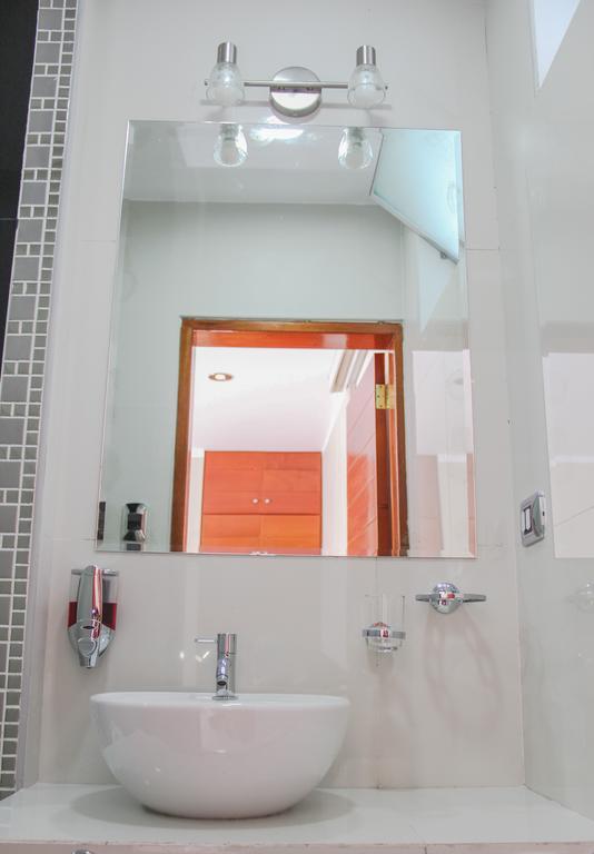 Bora Hotel Iquitos Pokoj fotografie